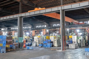 五金压铸业务线